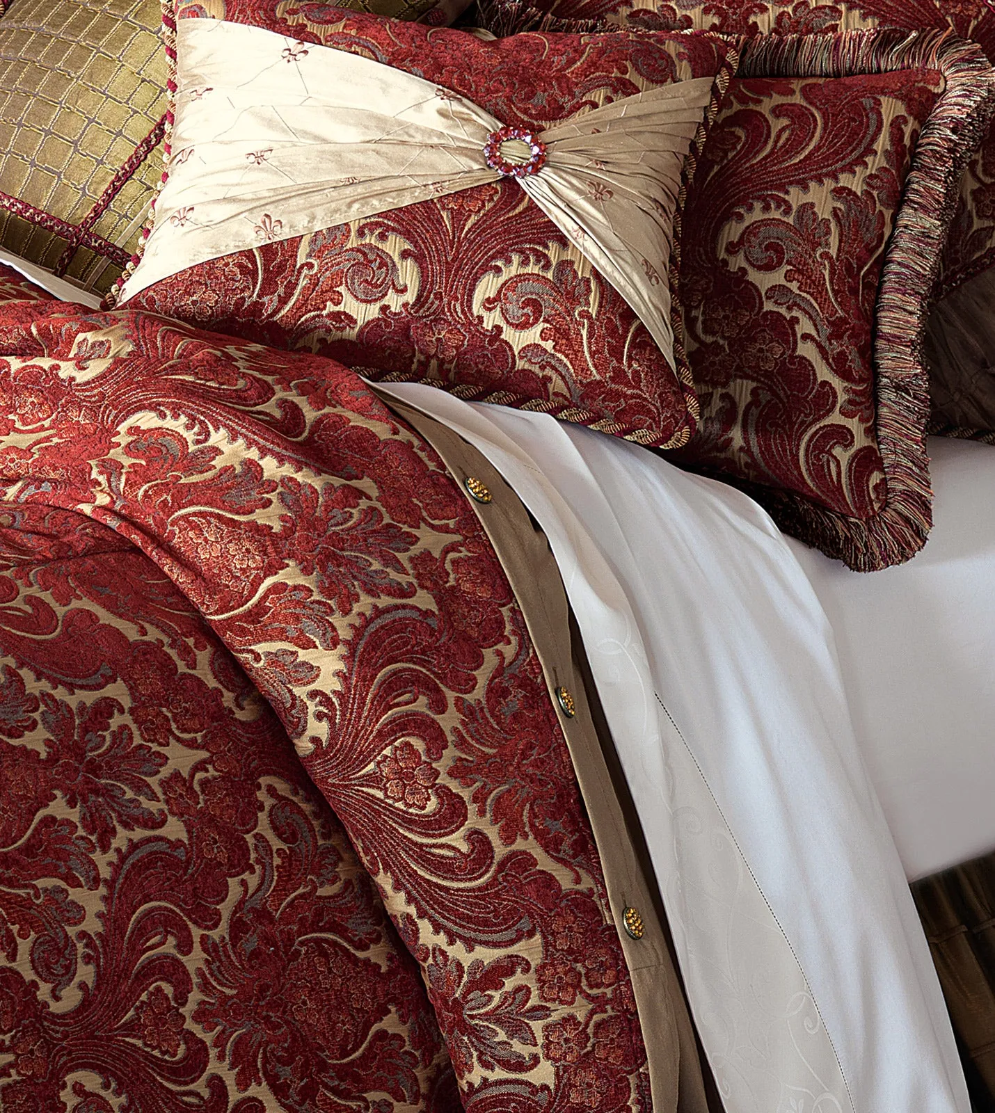 Barrington Regal Damask Duvet Cover (Super Queen 96x98)