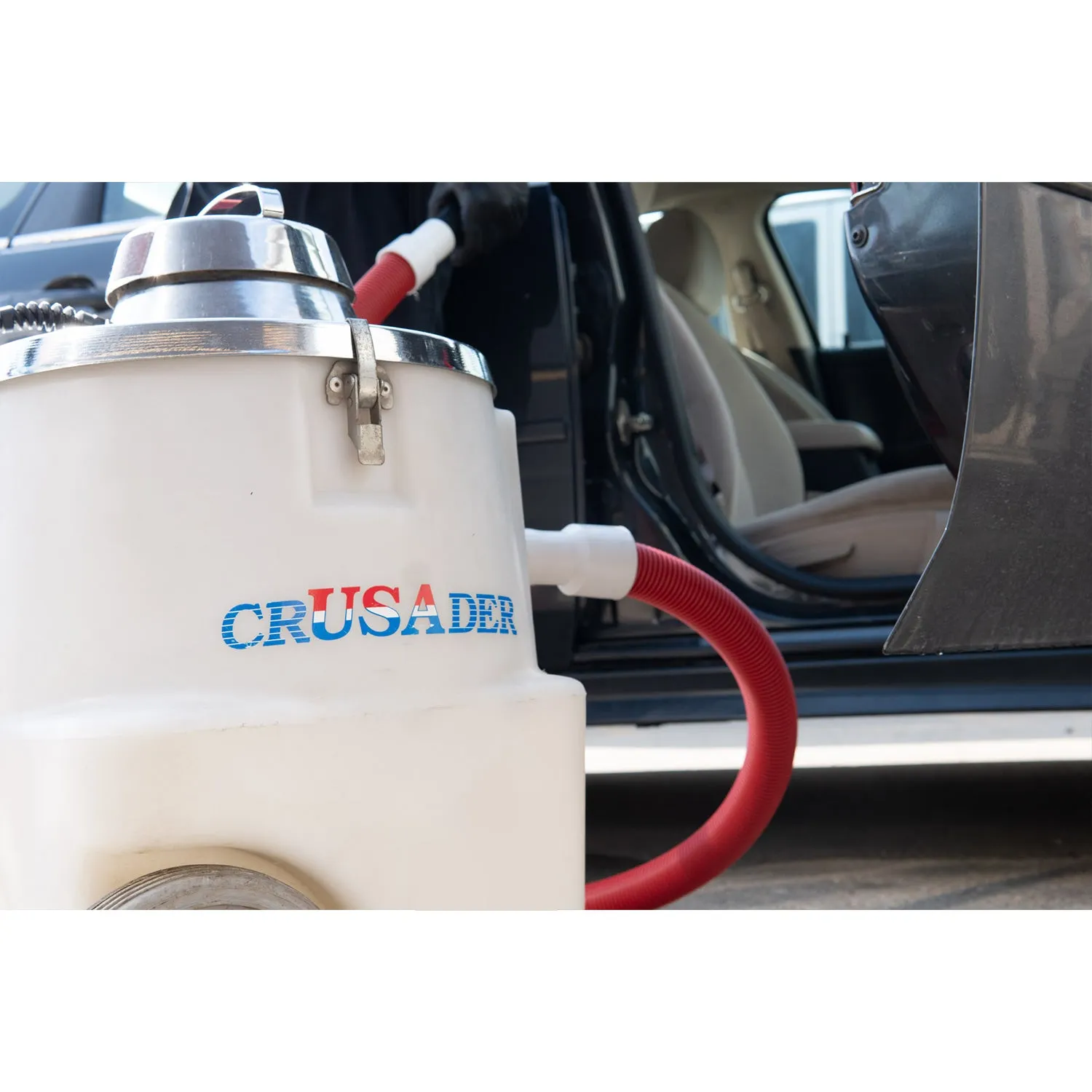 Crusader Industrial Wet-Dry Vacuum Cleaner