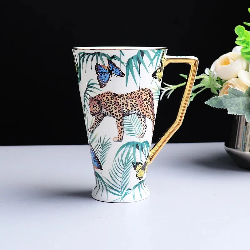 Exquisite Luxury Royal Queen Bone China Beautiful Forest Jaguar Design Coffee and Tea Mugs and Cups Set