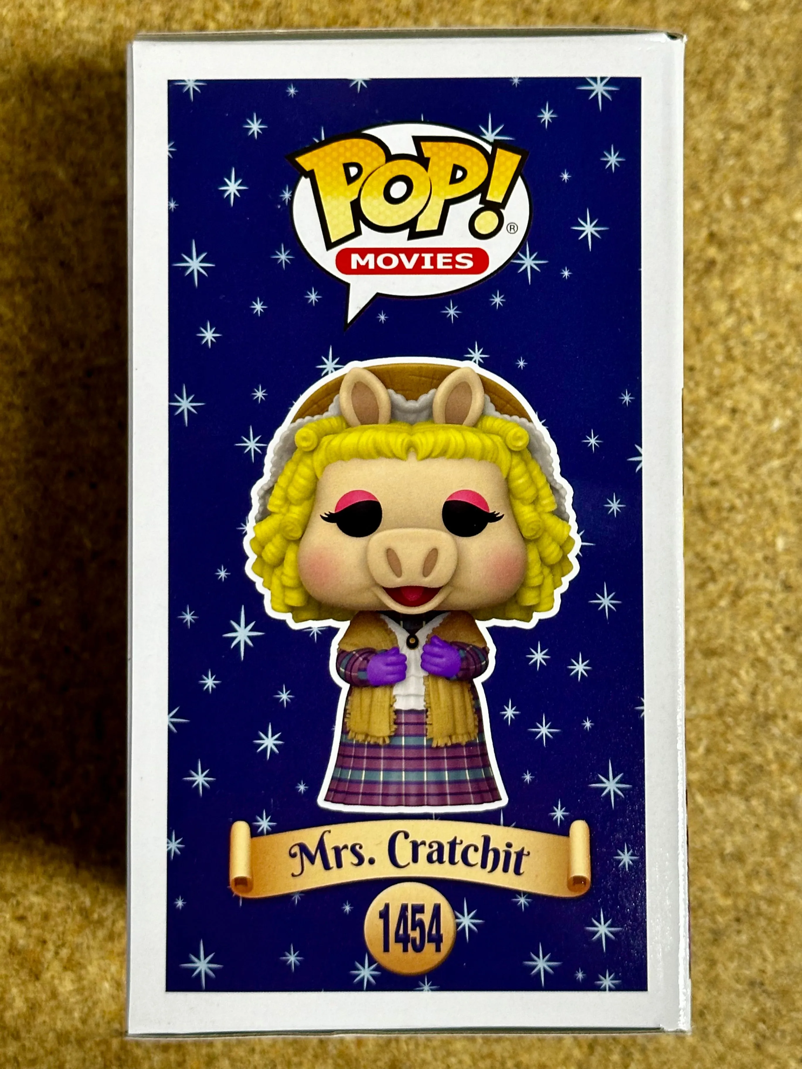 Funko Pop! Disney Mrs. Cratchit (Ms. Piggy) #1454 The Muppets Christmas Carol 2023