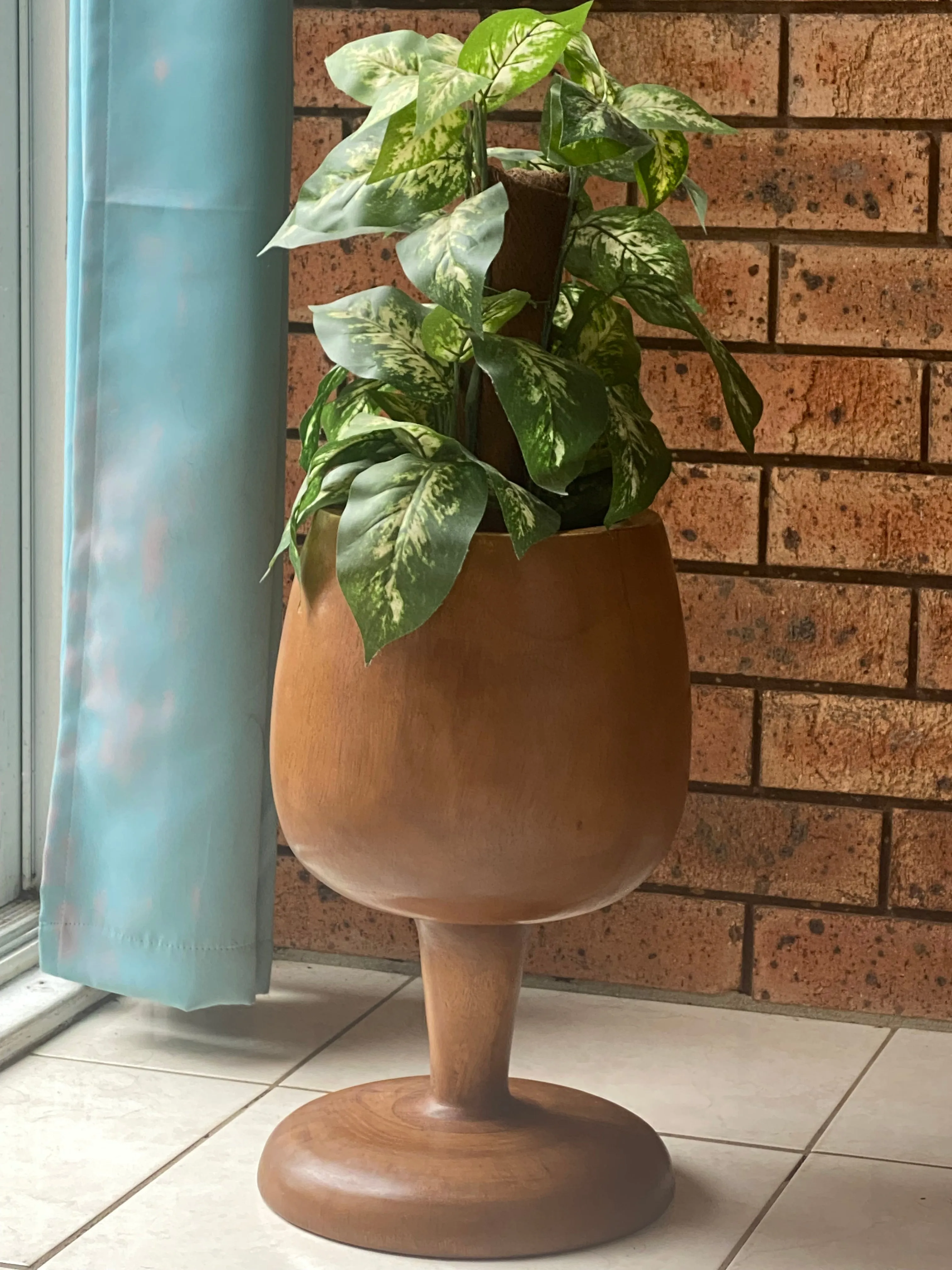 Side table Wine Glass shaped Acacia wood Corner drinks Table, fruit bowl, plant stand -48 cm height