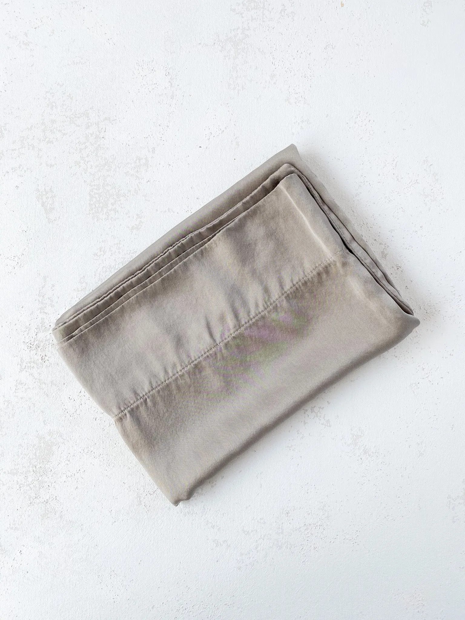 Silk Pillowcase in Dove